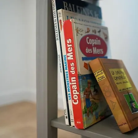 Jolie Maison Neuve - 2 Chambres, 2 Salles De Bain *