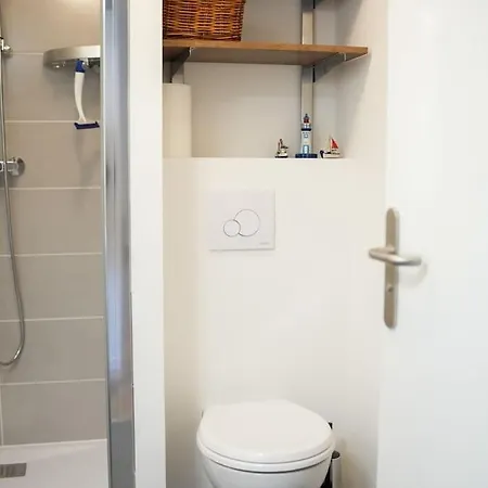 Jolie Maison Neuve - 2 Chambres, 2 Salles De Bain *